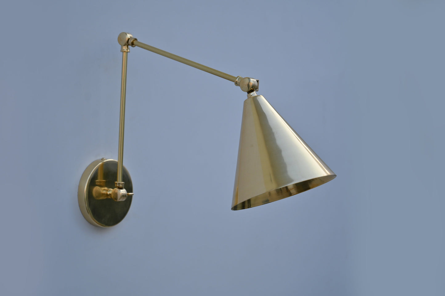 Stilnovo Style Diabolo Articulated Brass Wall Lamp Sconce Mid-Century Modern Brass Wall Lamp