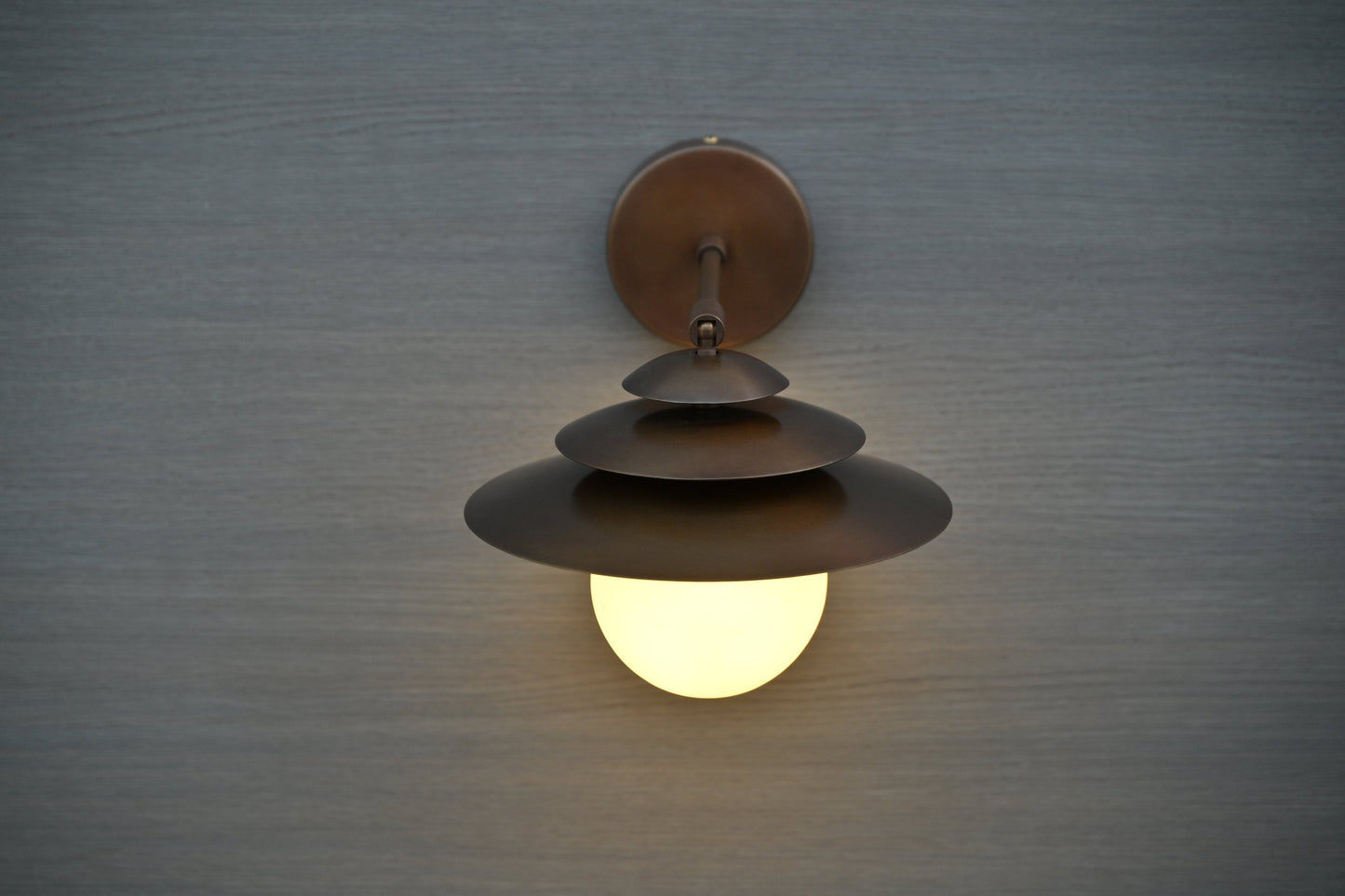 Articulating Brass Wall Sconce, Aged Brass Shade Wall Light, Industrial Wall Lamp, Vintage Wall Light Fixture, Mid Century Light Wall Sconce