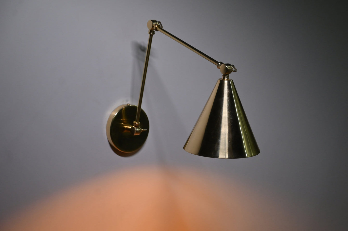 Stilnovo Style Diabolo Articulated Brass Wall Lamp Sconce Mid-Century Modern Brass Wall Lamp