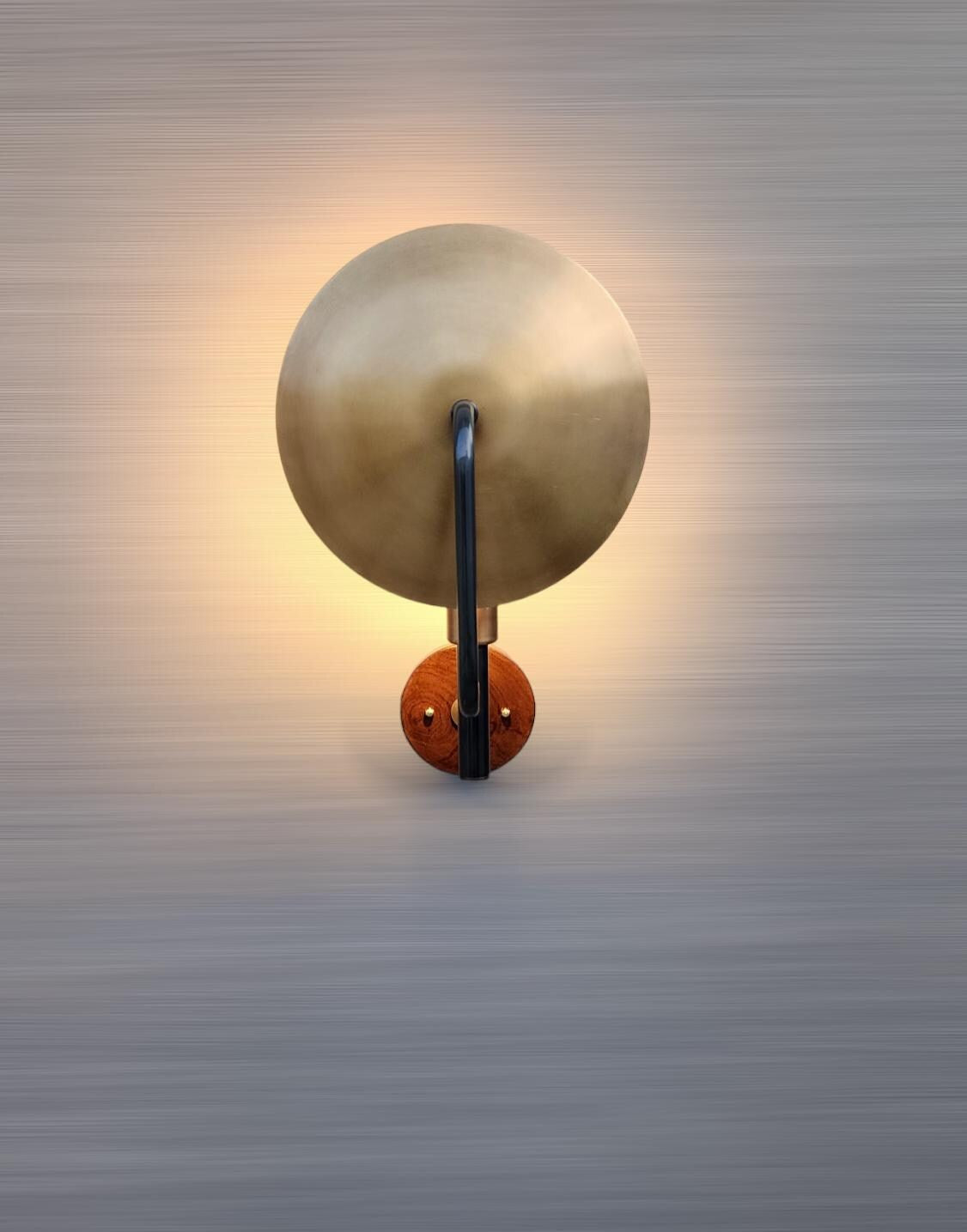 Single Light Articulated Sconce Mid-Century Modern Stilnovo Style Solid Brass Wall Lamp
