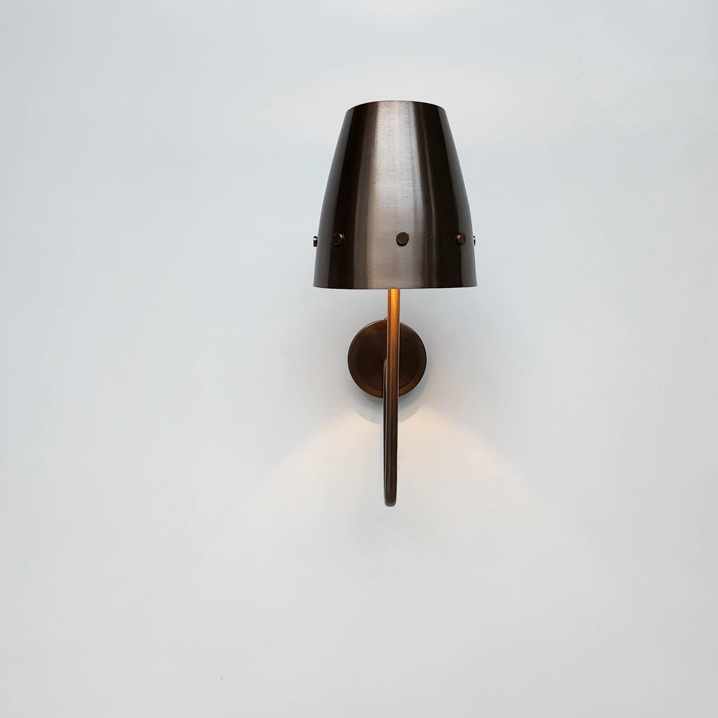 Artisan Crafted Brass Wall Lamp Timeless Beauty for Your Home