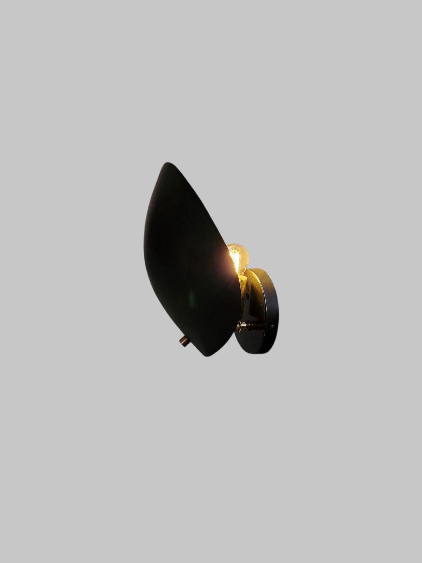 Handcrafted Elegant Brass Wall Sconce, Black Brass Industrial style mid-century brass wall lamp