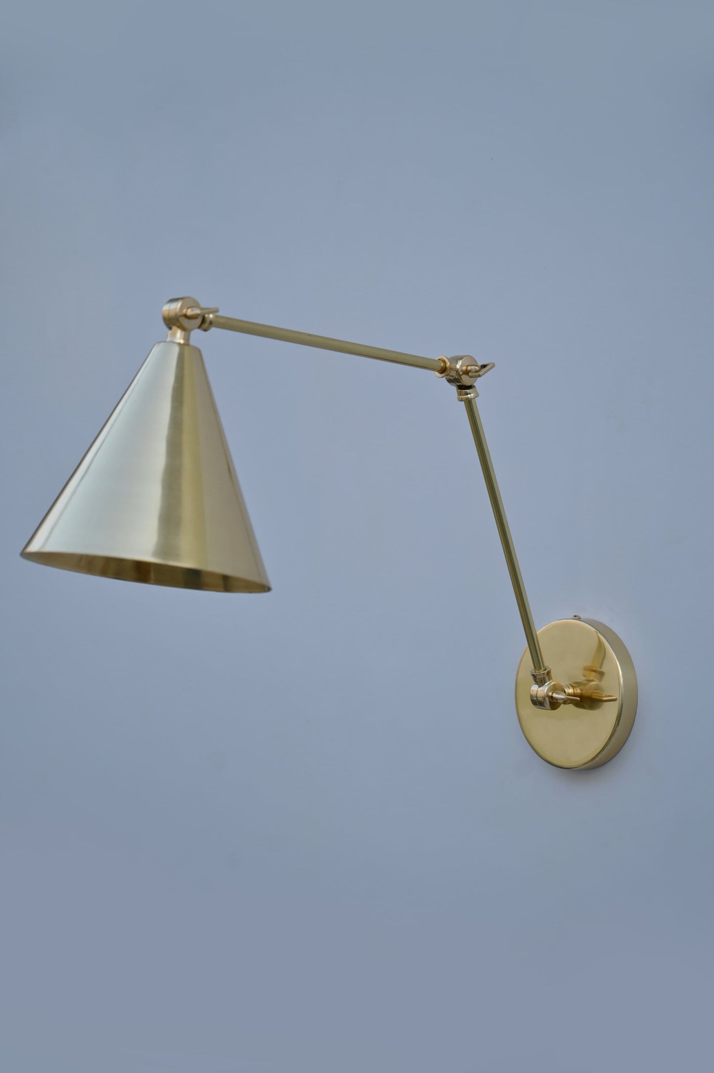 Stilnovo Style Diabolo Articulated Brass Wall Lamp Sconce Mid-Century Modern Brass Wall Lamp