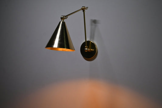 Stilnovo Style Diabolo Articulated Brass Wall Lamp Sconce Mid-Century Modern Brass Wall Lamp