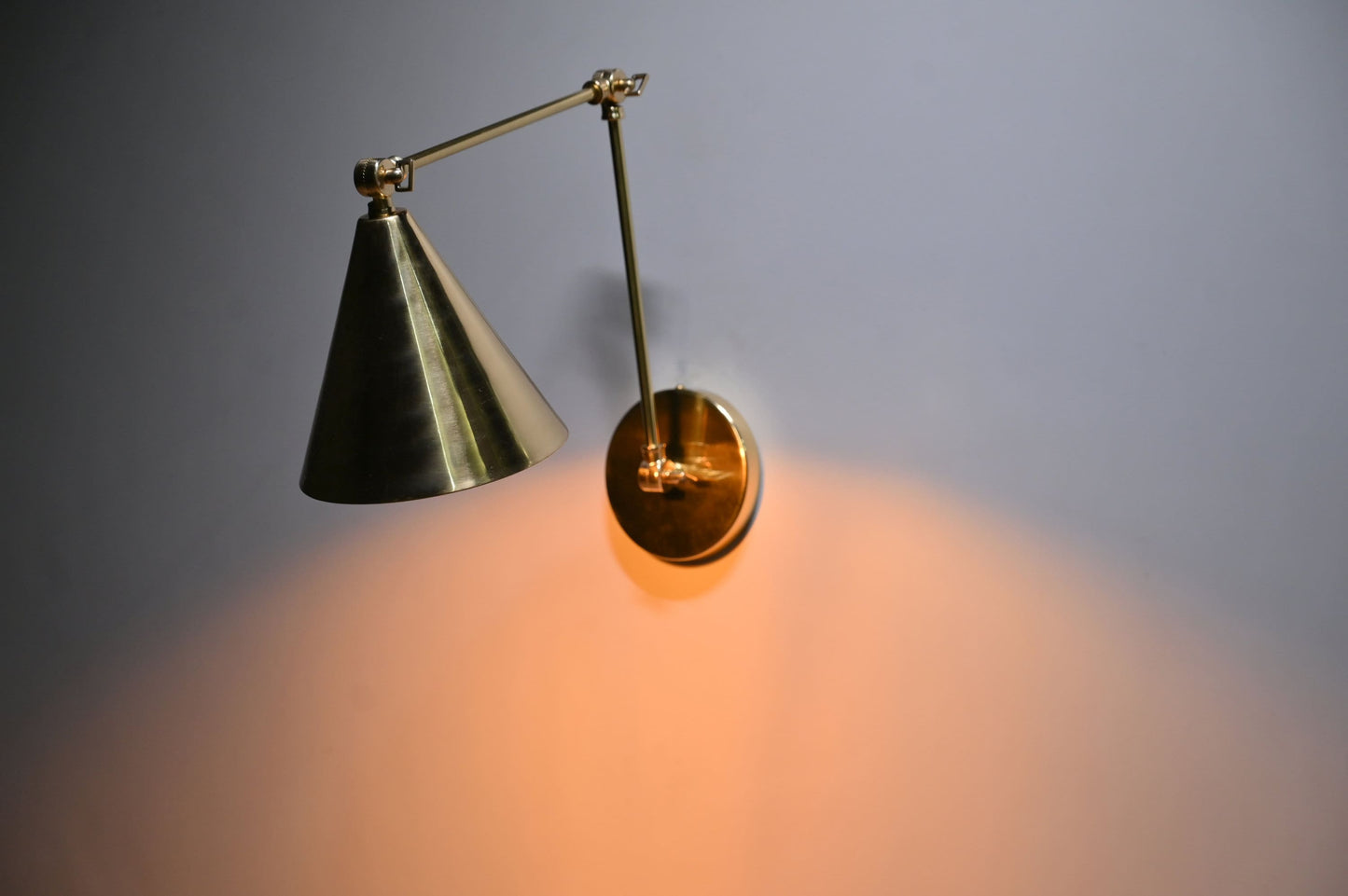 Stilnovo Style Diabolo Articulated Brass Wall Lamp Sconce Mid-Century Modern Brass Wall Lamp