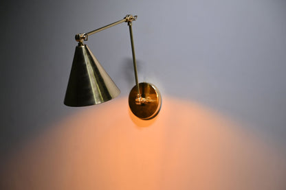 Stilnovo Style Diabolo Articulated Brass Wall Lamp Sconce Mid-Century Modern Brass Wall Lamp
