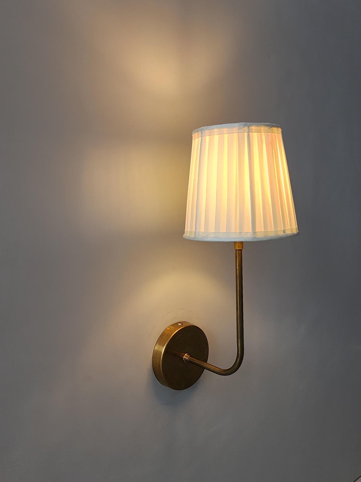 Minimalist Fabric Wall Sconce, Brass Wall Sconce, Fabric Wall Sconce, Raw Brass Wall Sconce, Bedside Sconce, Wall Sconce, Mid-Century Sconce