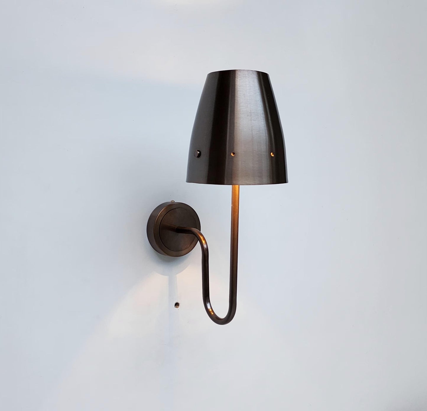 Artisan Crafted  Brass Wall Lamp Timeless Beauty for Your Home
