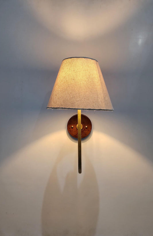 Chic Minimalist Brass Wall Sconce with Elegant Fabric Shade  Indoor Light Fixture for Sophisticated