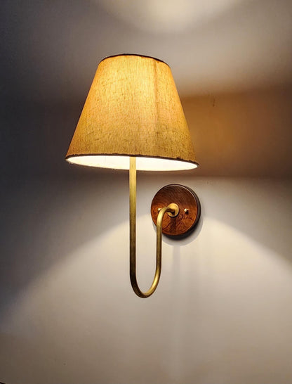 Chic Minimalist Brass Wall Sconce with Elegant Fabric Shade  Indoor Light Fixture for Sophisticated