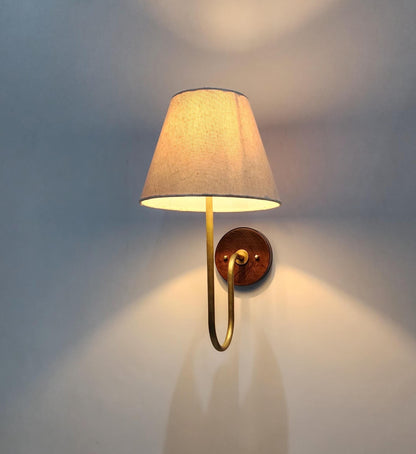 Chic Minimalist Brass Wall Sconce with Elegant Fabric Shade  Indoor Light Fixture for Sophisticated