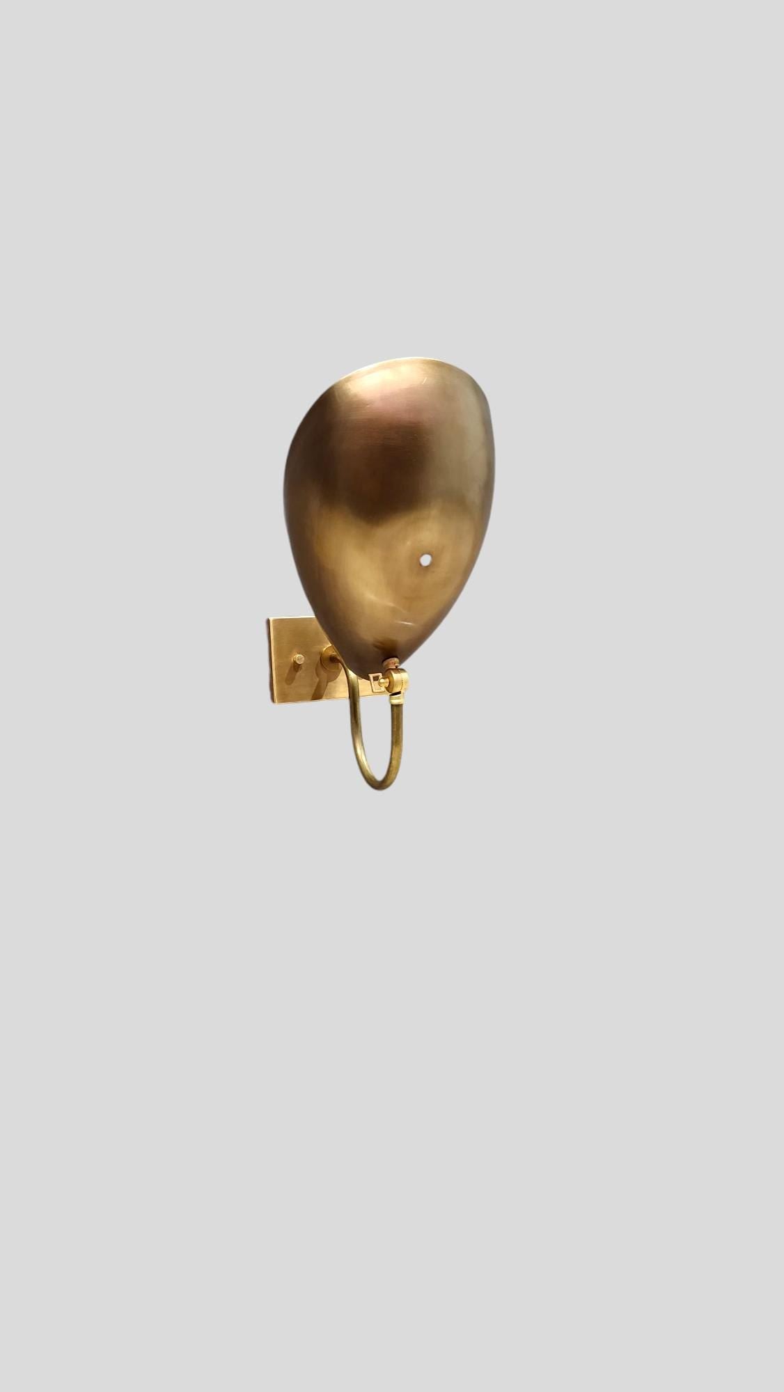 1 Light Curved Shades Handmade Vintage Wall Mid Century Modern Raw Brass Sputnik Wall light Fixture