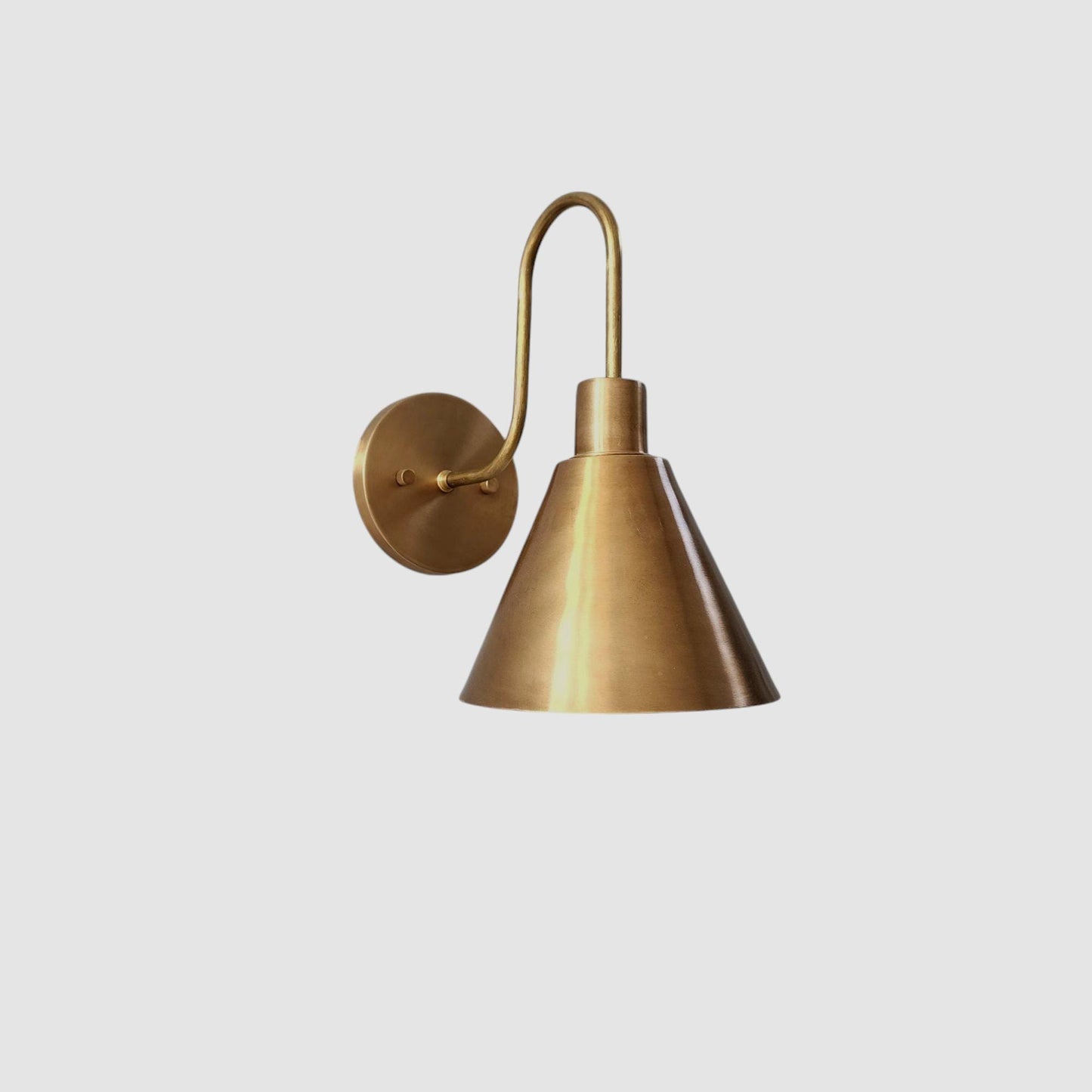 Elegant Mid-Century  Brass Wall Lamp Handcrafted Brass Wall Sconce For Home Decor