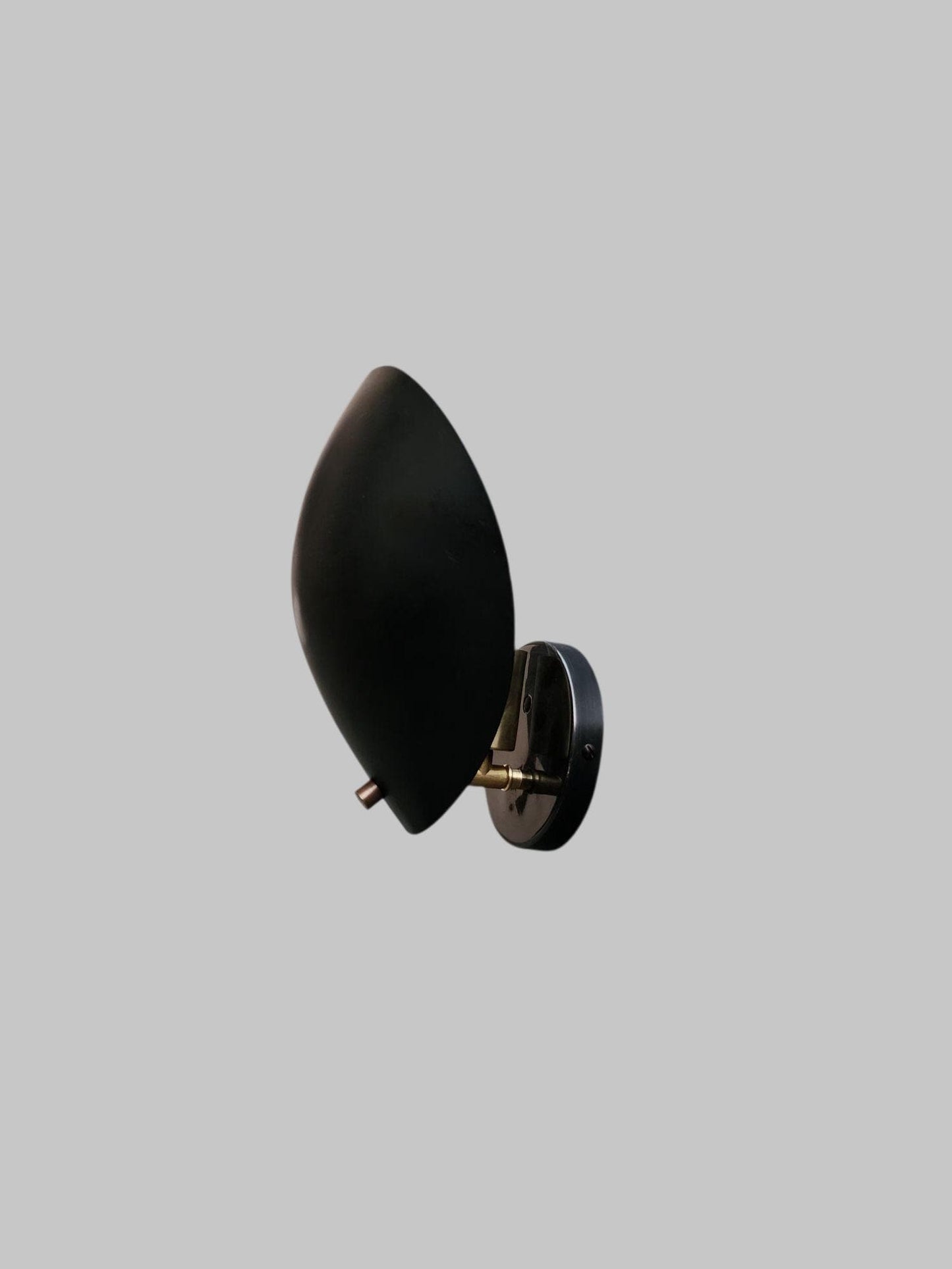 Handcrafted Elegant Brass Wall Sconce, Black Brass Industrial style mid-century brass wall lamp