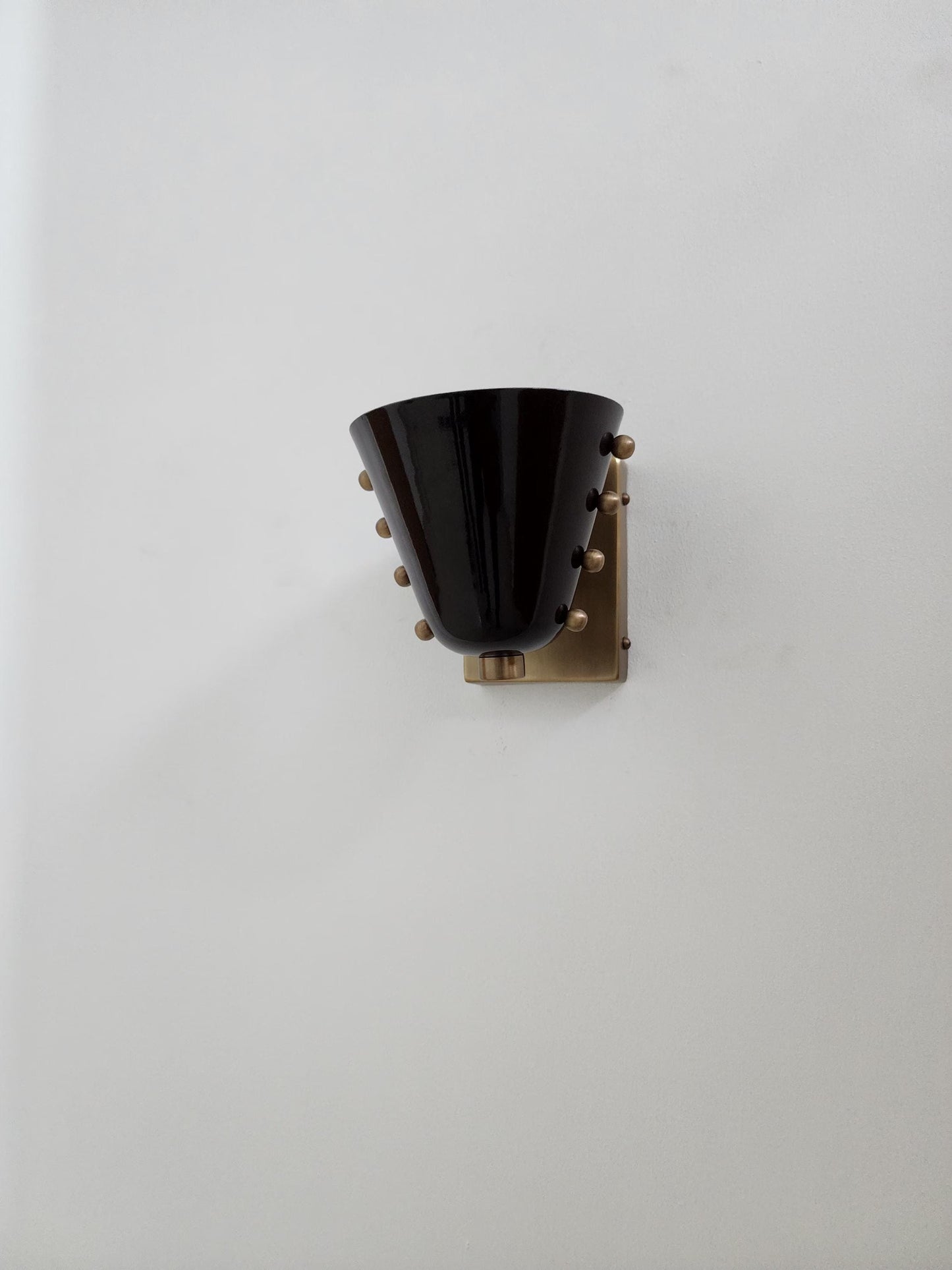 Mid-Century Brass Wall Sconce – Sculptural Cone Shade – Rivet Detailing – Hardwired – Hallway, Bedside, Reading Nook Lighting